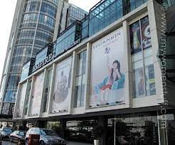The mall is five storeys high and comprises 180 stores. Empire Shopping Gallery Brings Posh To The Suburbs Of Subang Jaya My Women Stuff