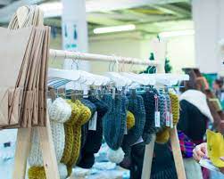 Great Alternative To Shelving Or A Table For Displaying Knit Hats Renegadecraftfair Renegadelondon Craft Stores Display Craft Show Table Craft Fair Displays