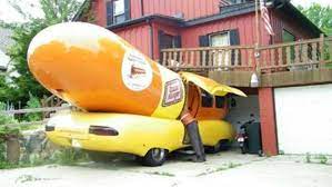 Last week's crash, the second involving a wienermobile in less than two years, raises some troubling questions. These Wienermobile Crash Photos Make You Realize Your Day Isn T Going So Badly Bestride