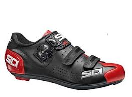 Fizik knocked it out with their awesome infinito r1 road cycling shoes, our favorite and the first in our list of recommendations. Best Cycling Shoes 2021 Mountain Bike Shoes Road Bike Shoes