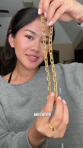 Affordable jewelry that will never tarnish? Look no further. @Flaire & Co.  has lasted me through my runs, beach days, showers, and workouts. What I’m  wearing: