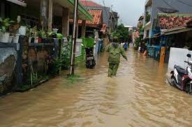 Merupakan salah satu rangkaian curug yang ada di kab. Banjir Di Karawang Kembali Meluas Rendam 24 Desa Rumah Plt Bupati Ikut Kebanjiran