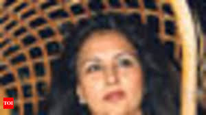 Anu Ranjan's all-women party