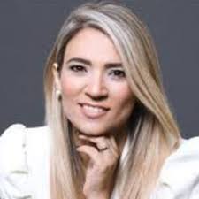 Ana Saavedra y Fernando Bolgar, responsables de Museo de Historia Natural  de SMA by Radio Fun