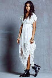 Refinery29 Shopping Cool Unique Clothing Deals Alternative Brautkleider Hochzeitskleid Boho Hochzeitskleid Spitze