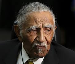 Civil rights leader, MLK aide Joseph Lowery dies at 98