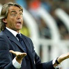 Jackett zweireiher dunkelgrau schlanke größe 94 reine schurwolle kaum getragen. Roberto Mancini Schiedsrichter Hat Zu Viel Gegessen Fussball
