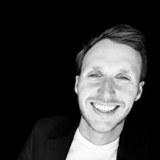 AG1 vending machines 👀🚨 coming to an airport near you!