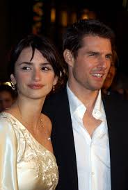 Sinps from tom cruise's people magazine interview superstar tom cruise has spoken out to end rumours that his romance with penelope cruz is on the rocks. Tom Cruise Penelope Cruz Photostream Penelope Cruz Tom Cruise Celebrity Couples