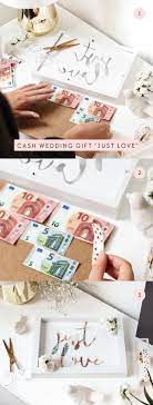 Wedding gift money is the gift that can keep on giving. Barra De Chocolate Con Mancuernas Idea De Regalo El Para Regalo De Cumpleanos Regal In 2020 Wedding Gift Money Wedding Gifts For Newlyweds Perfect Wedding Gift