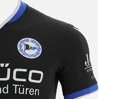 Ab herbst 1993 wuchs das netz weiter, nachdem man abkommen mit cyprus airways und us airways abschließen konnte. Macron Arminia Bielefeld Away Shirt 21 22 Don Pallone
