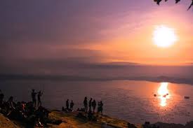Jun 22, 2021 · 8. 23 Tempat Wisata Keren Di Purwakarta Yang Belum Banyak Orang Tahu