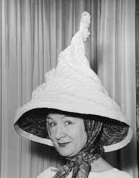 Before He Was A Photographer Bill Cunningham Was A Hat Maker The New York Times Bill Cunningham Hats Vintage Hats