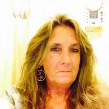 beautiful blanket pattern! What a great idea for a blanket! I loved it 😘  Want the pattern, I'll send it to whoever answers YES. pattern:  https://manualcrafts.com/crochet-blanket-with-the-star-stitch/