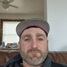 Suggestions for a slower (20-30 mph) freeride setup. 6'1, 175 if that  helps. Looking for something to race garages and do some freeriding but not  necessarily super fast dh.