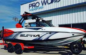 26 Wake Boat Ideas Boat Wakeboard Boats Ski Boats