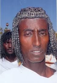 The wealthy egyptian men then wore highly elaborate wigs or hair extensions. How Did The Ancient Greeks Describe The Appearance Of The Egyptians Rem N Kemi