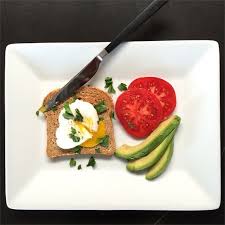 Here S Exactly What Jennifer Aniston Eats For Breakfast And Lunch Jennifer Aniston Diet Healthy Workout Food