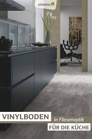 Vinylboden In Fliesenoptik Fur Die Kuche Wasserbestandig Und Stossfest In 2020 Vinylboden Fliesenoptik Kuche Vinylboden Vinylboden Fliesenoptik