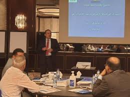 إذا دخل المسلم المسجد بعد صلاة الفجر ليجلس فيه ليقرأ أو ليستريح، أو دخل المسجد بعد صلاة العصر، أو قرب المغرب لينتظر صلاة المغرب فهو مخير على الصحيح من أقوال. 8q4jtutoqmn9rm