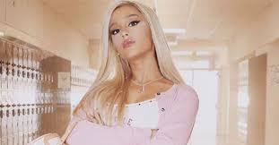 I instantly began to like you when you flicked your hair. Pin On Cheers Fashion