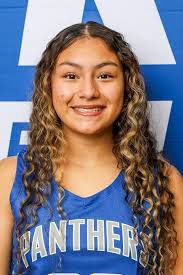 Audrey Hernandez's Instagram, Twitter & Facebook