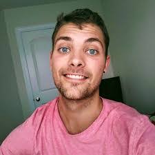 Matthew Eischen's Instagram, Twitter & Facebook