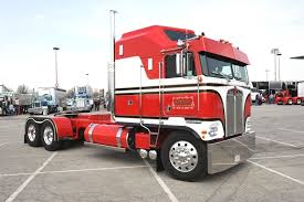 Kenworth Bj And The Bear Truck Topics Custom Rigs Trucks Diesel Trucks Kenworth Trucks