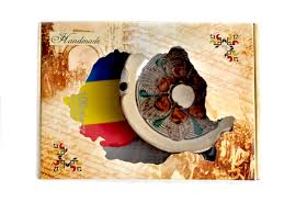 După revoluţia rusă din februarie 1917, noul guvern a proclamat drepturi şi libertăţi cetăţeneşti. Set Scrumiera Lut 4 Suporti Magnetici Marea Unire Arhi Design