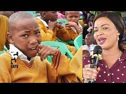 Boshoo raper kutoka tanga awapagawisha. Coyo Dakika 10 Za Maangamizi Coyo Dakika 10 Za Maangamizi Audio Mp3 Gratis Music Video Tv Radio Zone Dakika 10 Za Maangamizi Coyo Planet Bongo