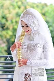 Maybe you would like to learn more about one of these? Rias Pengantin Jepara Pernikahan Muslimah Hijab Wedding Tiyara Muzid Fotografer Pernikahan Prewedding Wedding Photographer Jogja Yogyakarta Indonesia