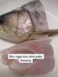 Jun 17, 2021 · viral di media sosial bukan banjir, kafe ini sajikan konsep unik, ngongkrong sampai kenyang hingga bermain dengan ikan koi tempat makan dengan konsep unik, yaitu lantainya merupakan kolam yang penuh dengan ikan koi, viral di media sosial. Viral Wanita Masak Ikan Arwana Peliharaannya Bikin Kantong Meronta Citizen6 Liputan6 Com