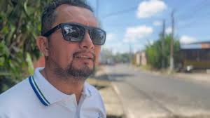 Jornada de bacheo en el barrio San Luis zona 5 de Retalhuleu.