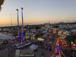 Descubra o que fazer, quando ir, onde comer e se hospedar, depois escolha entre milhares de voos e hotéis para encontrar o melhor pacote de férias. Miami Dade County Fair A Divertirse En La Feria Turista En Miami