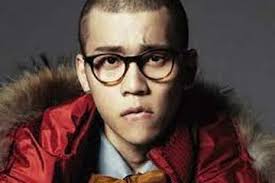 angis Istri Lim Yoon Taek Oecah Melihat Hologram Mendiang Suami Menyanyi di  Panggung