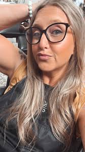 Are TATTOO dates a thing?! If so I'm down 🥂