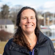 How Far Can a Fish Run?