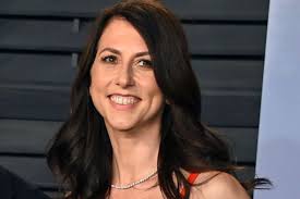 Ivory Chavez (ivorychavezic)