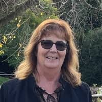 Jessica Penrose's Instagram, Twitter & Facebook