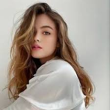 Nancy Merry (ncyMerry)