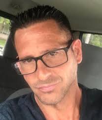 5 key facts about Leslie Reeves' murder