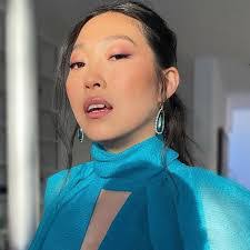 Marcy Larrick's Instagram, Twitter & Facebook