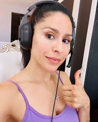 Tuesday thoughts! A lot here but in a nutshell, I'm super grateful to be  alive and well and for all of your love and support 🙂👍🏼 #thankyou • I've  worked so hard