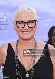 Robert Levenstein's Instagram, Twitter & Facebook