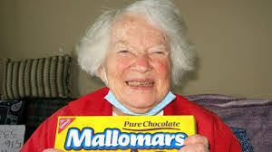 Cary Shaw's Instagram, Twitter & Facebook