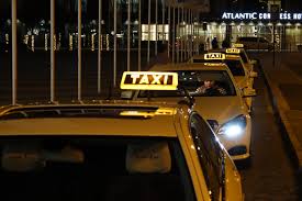 Последние твиты от taxis (@hocinetaxi). Der Krieg Um Die Personenbeforderung Warum Das Taxi Im Interesse Der Verbraucher Einen Schutz Verdient Mobilbranche De