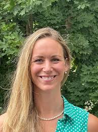 Summer Meeks's Instagram, Twitter & Facebook