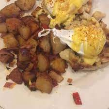 Inspired by foods found in cities across america with a toast to their craft brews, wines, and spirits. Fat City Kitchen 305 Photos 444 Reviews American Traditional 330 S Pickett St Alexandria Va Restaurant Reviews Phone Number Menu Yelp