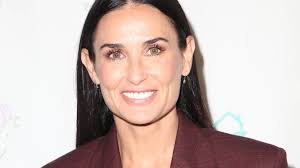 Let's see how demi moore, now 58 years old,. Tms 6rykhxoqm