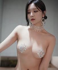 여자 몸에 대한 인식이 바뀌었으면 좋겠습니다. | AVDBS